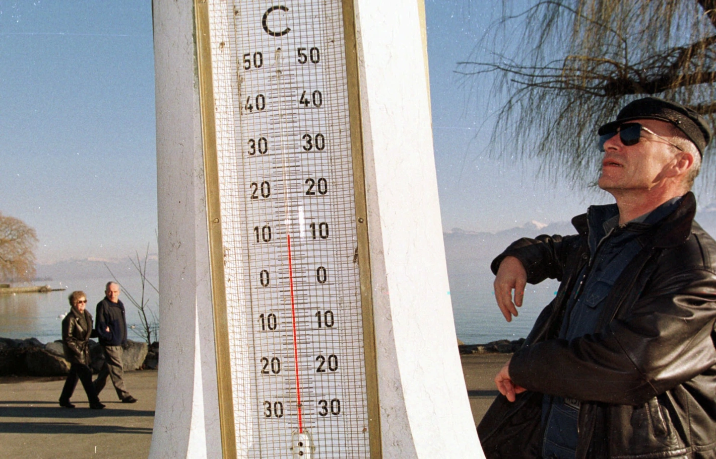 Zweistellige Plus-Temperaturen im Januar sind ein sicherer Hinweis auf den Klimawandel. Foto: Trezzini, Keystone.