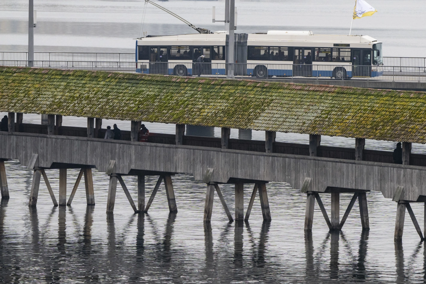 Die Verkehrsbetriebe Luzern (VBL) kämpften 2023 mit der Pünktlichkeit. Foto: Urs Flüeler (Keystone)